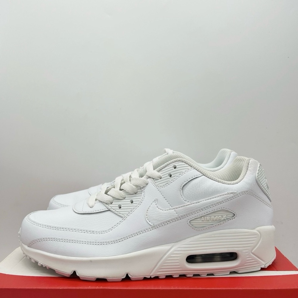 Nike Air Max White Sneakers - Picture 5 of 7